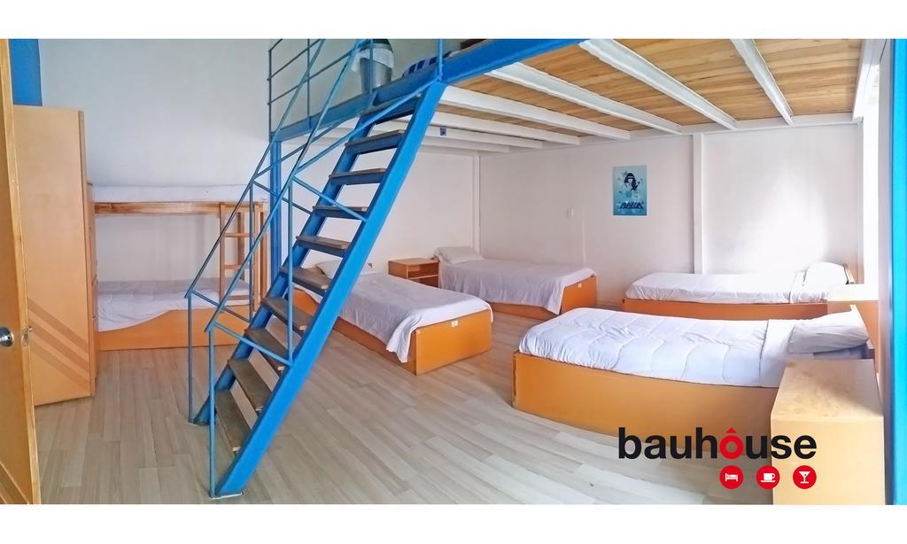 Bauhouse Backpacker Hostel Куенка Екстериор снимка